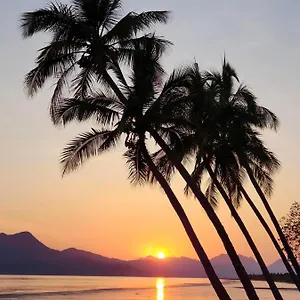 Beachfront Cardwell