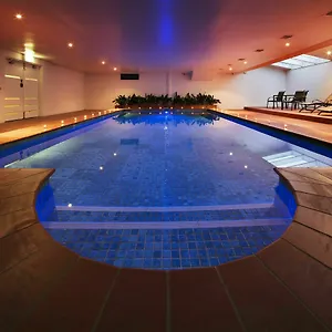 Parklands Official Aparthotel
